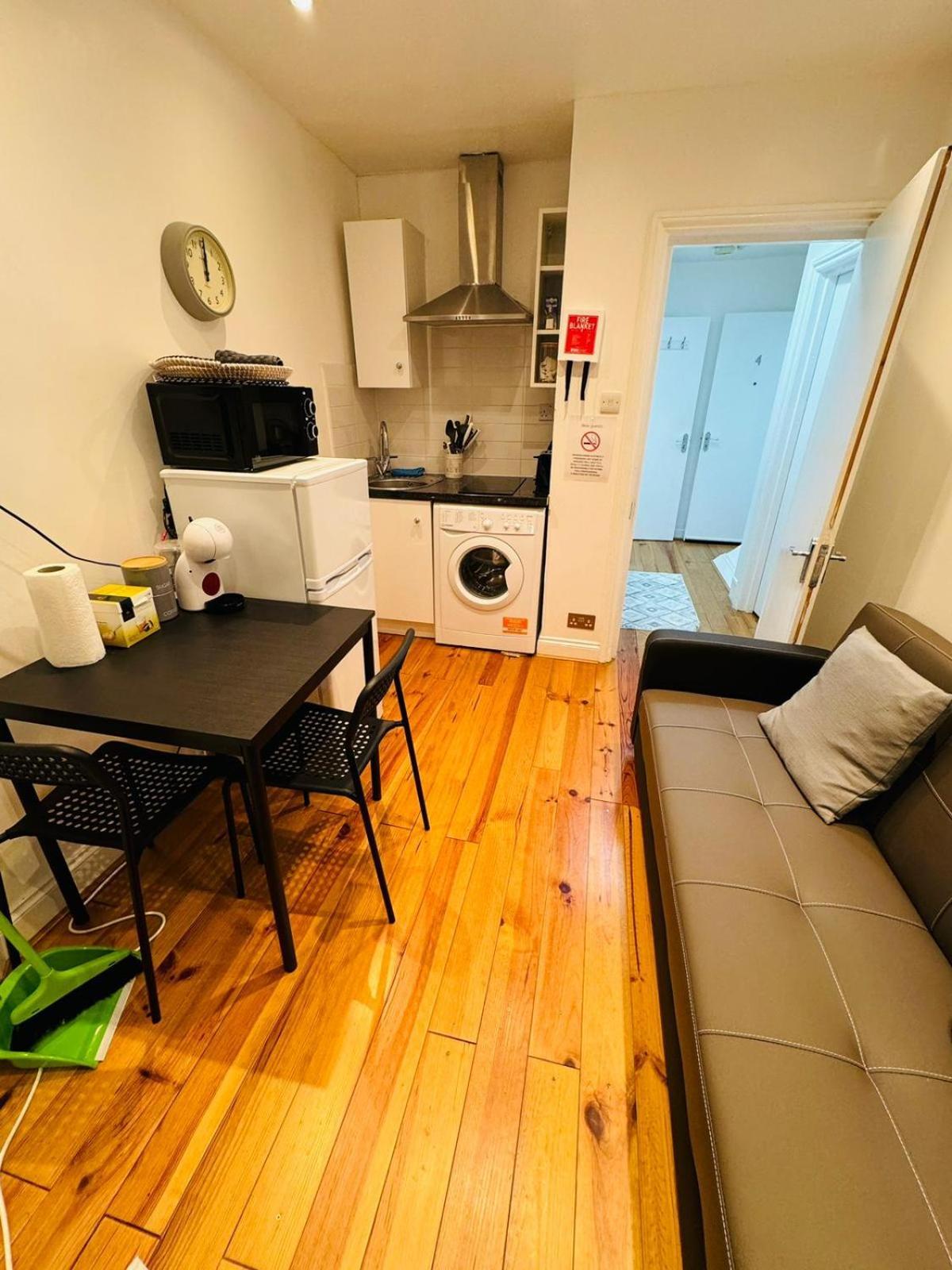 Apartament Notting Hill Guest Flat Ealing Pokój zdjęcie